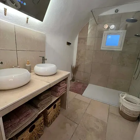 Au Bonheur De Louann Jacuzzi